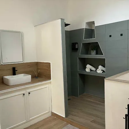 Le Citron Duplex Vielle A 2 Pas De La Pietonne Апартаменты *